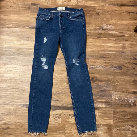 Free People Denim - FREE PEOPLE button fly distressed skinny jeans